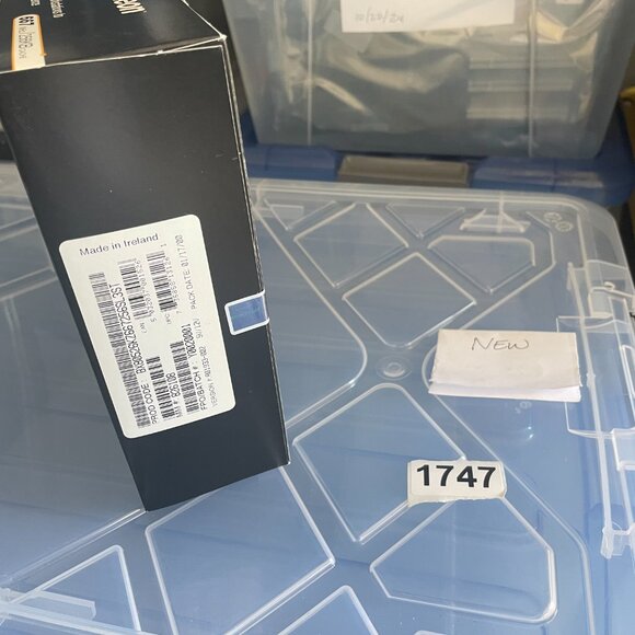 Vintage NEW SEALED SLOT 1 Intel Pentium 3 Xeon 667Mhz Processor - New in Box - Picture 3 of 7